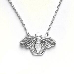SPIRIT ANIMAL BEE NECKLACE